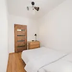 Belgradzka Ursynow 2-Bedroom Apartment